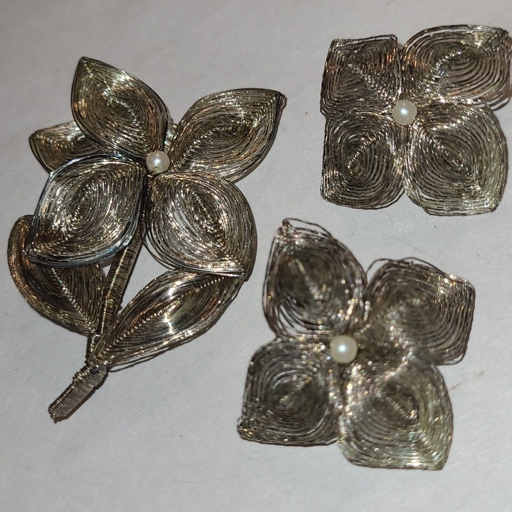 Women's Germany Stamped Brooch and Earrings Bundle